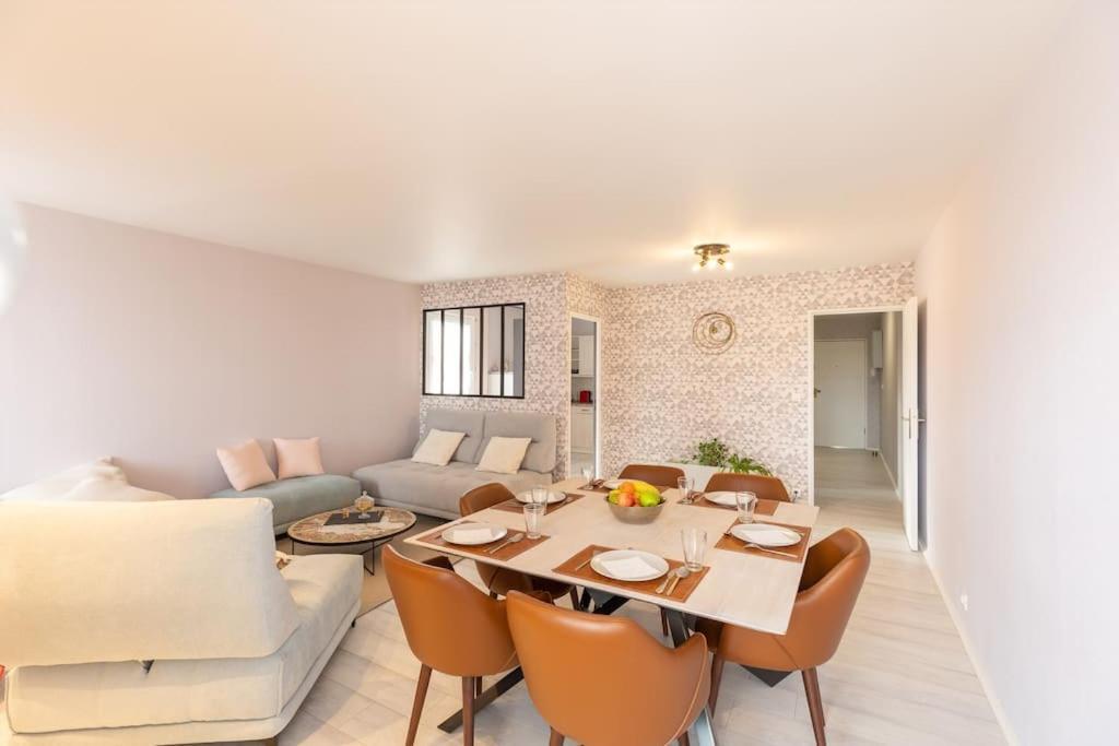 Appartement Spacieux/ Disneyland/Paris/Wifi/Bureau Champs-Sur-Marne Buitenkant foto